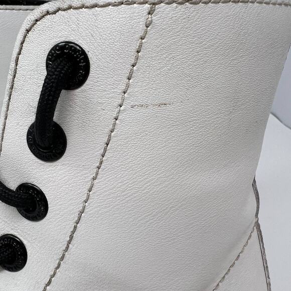 Dr Martens Boots Women's Size 8 Luana Airwalk AW004 Preppy Normcore 7 Eyelet - Picture 6 of 16